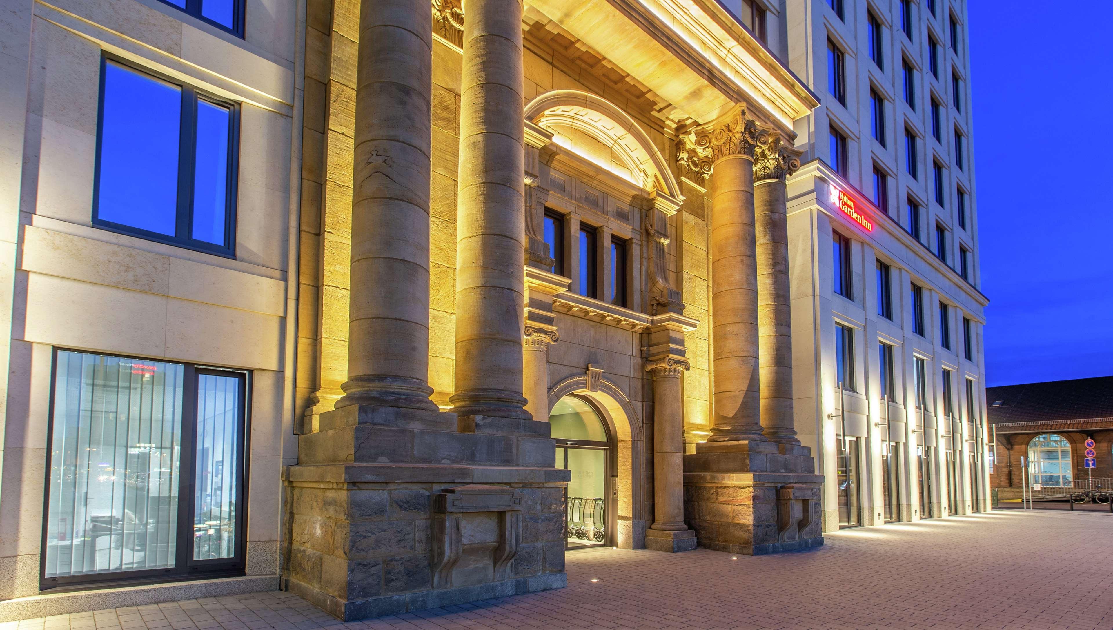 Hilton Garden Inn Мангейм Экстерьер фото