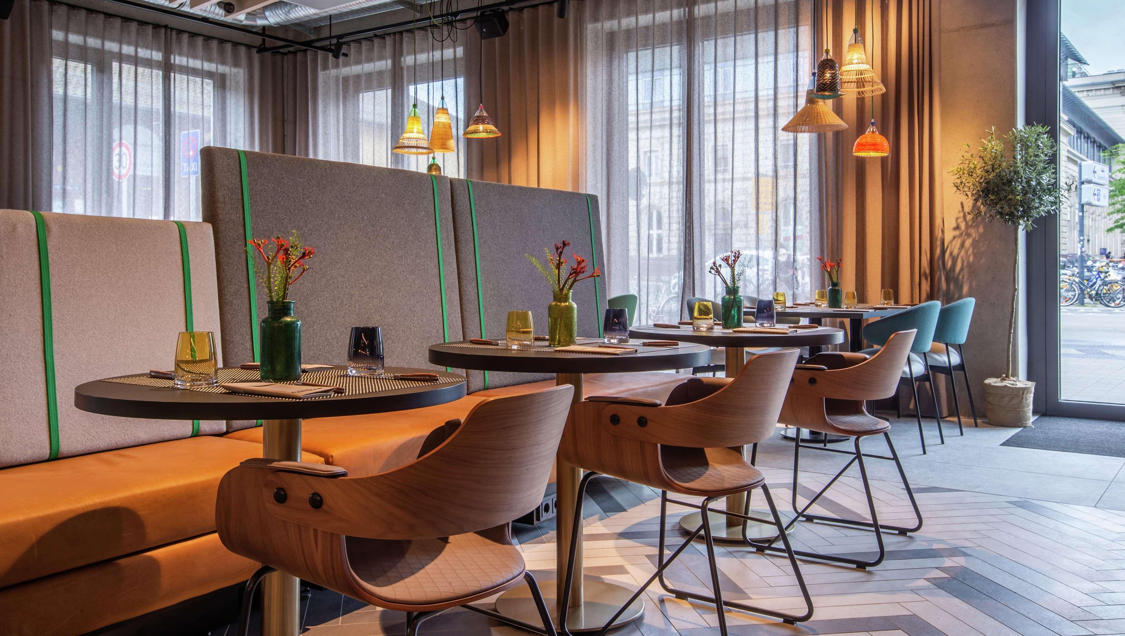 Hilton Garden Inn Мангейм Экстерьер фото