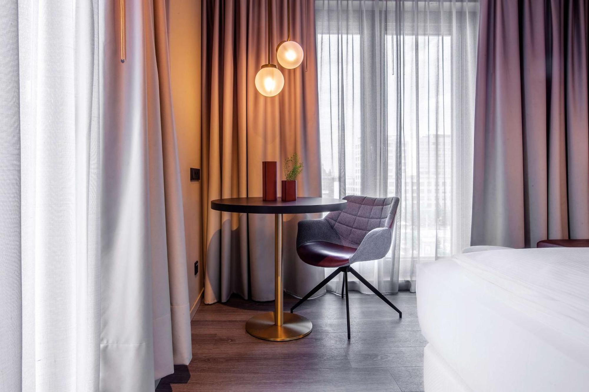 Hilton Garden Inn Мангейм Экстерьер фото