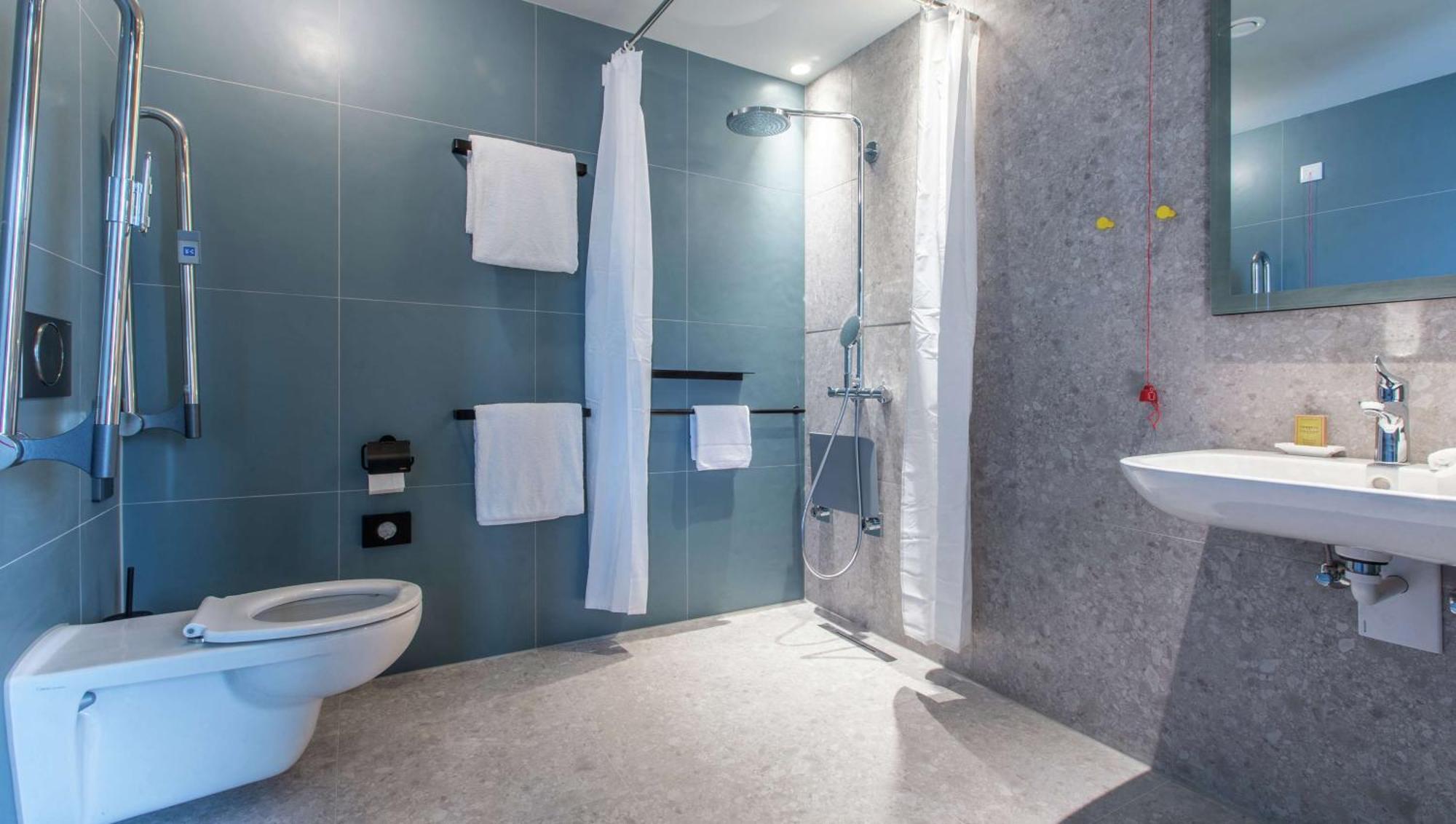 Hilton Garden Inn Мангейм Экстерьер фото