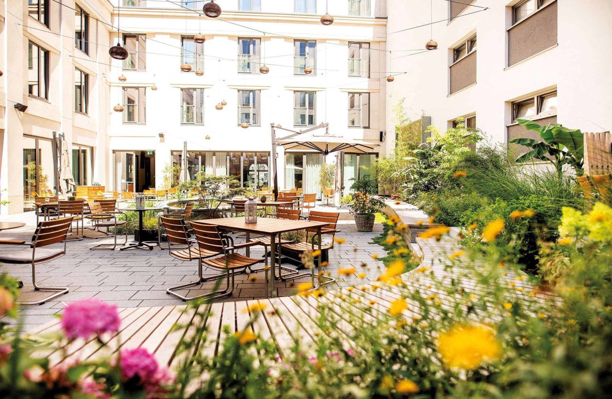 Hilton Garden Inn Мангейм Экстерьер фото